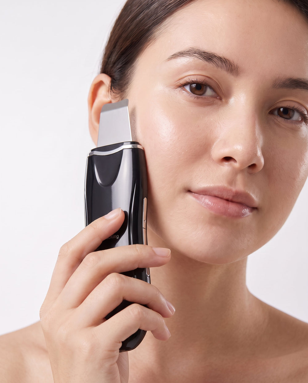 Ultrasonic anti-aging scrubber